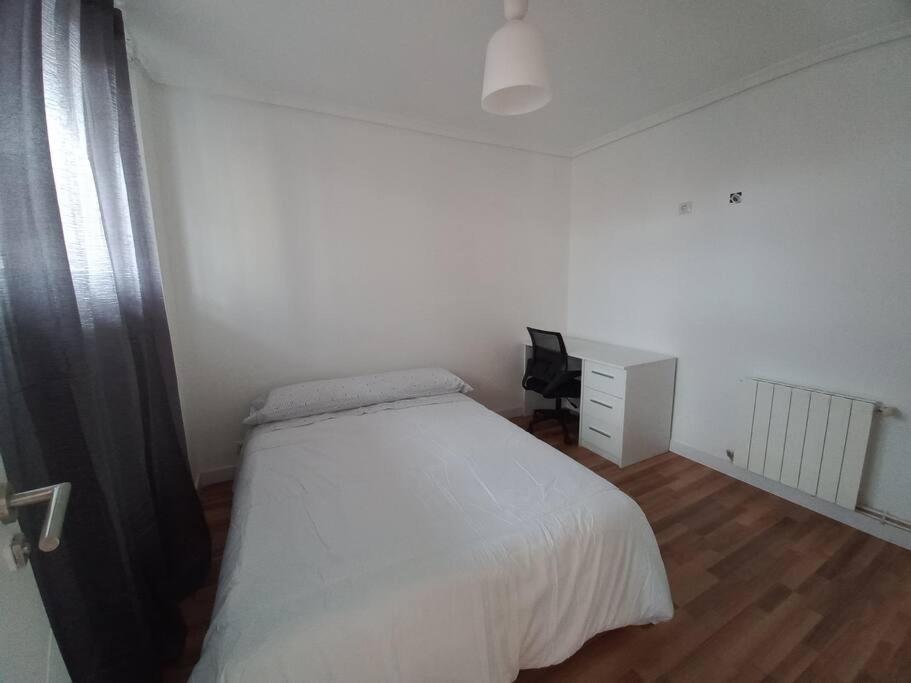 Apartamento En Santander Soleado Y Con Terraza. المظهر الخارجي الصورة